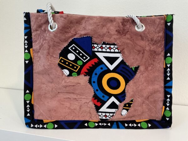 Tote in fabric with African design map.. Cloth size, medium - Image 2