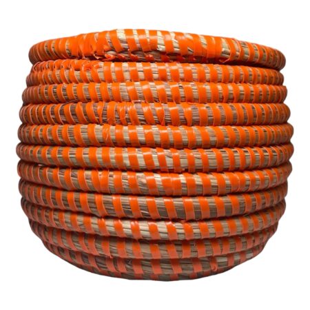 Basket with flat lid. color orange. size small